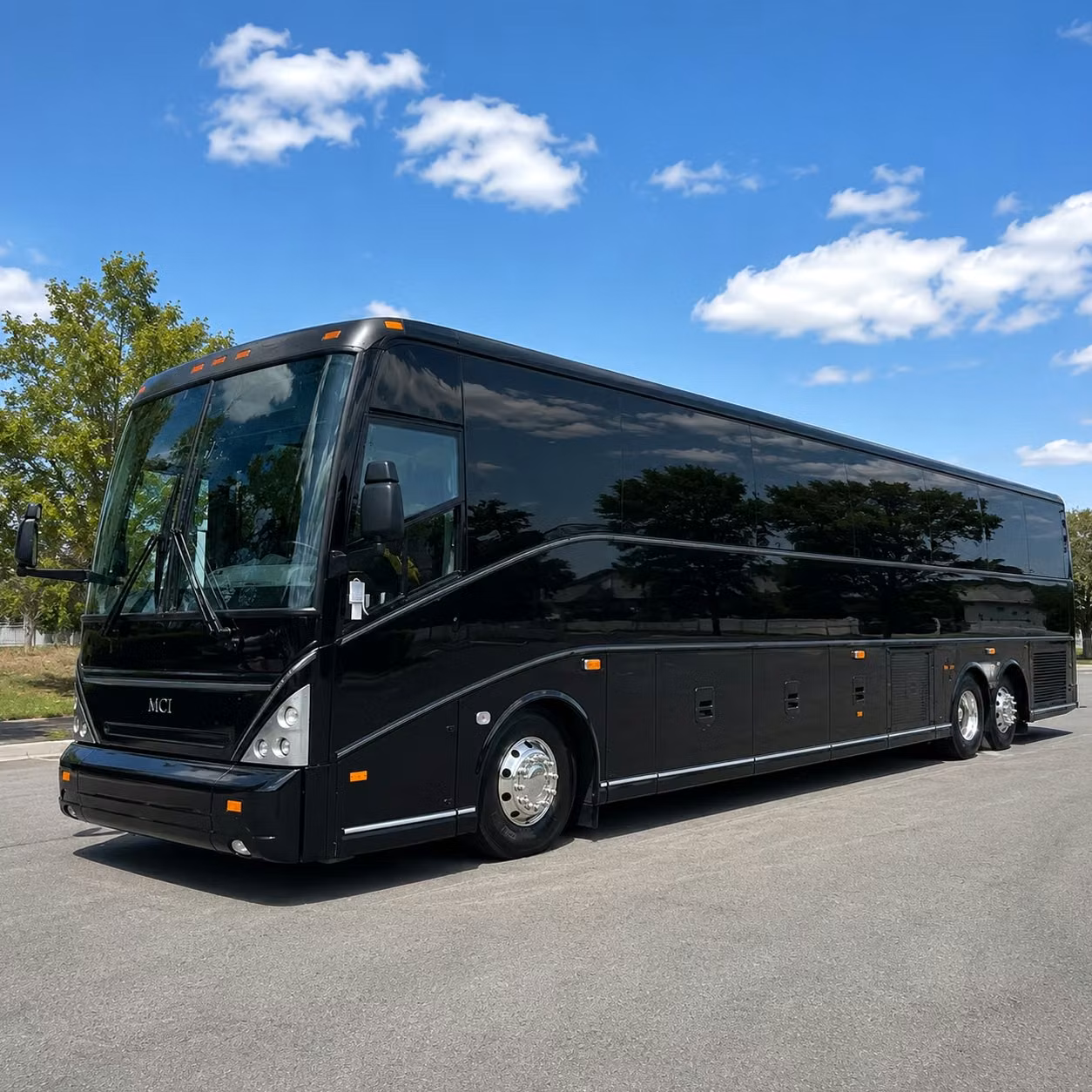 fullerton wedding shuttle bus rentals that keep your day on track